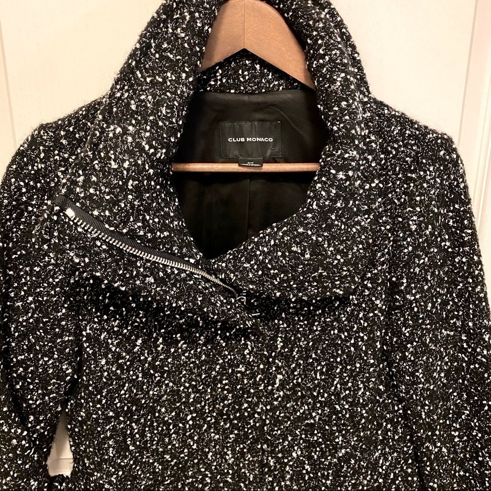 Club Monaco. Tweed Funnel Neck Wool blend coat. Black and white. - Picture 6 of 15